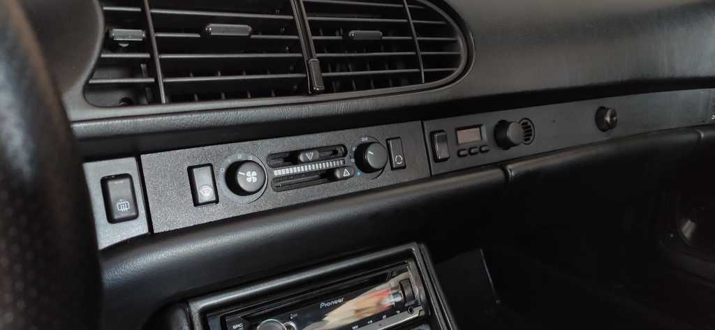 944 climate control face